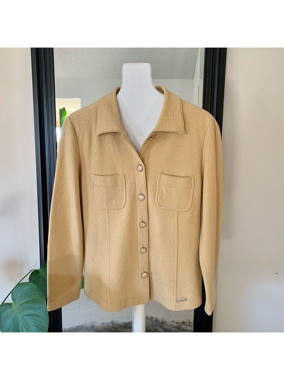 GEIGER Blonde Long Sleeve Button Down Pure New Wool Jacket
